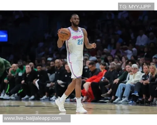 热火对维金斯开价一首轮邓利维谈判心态与JB交易相似